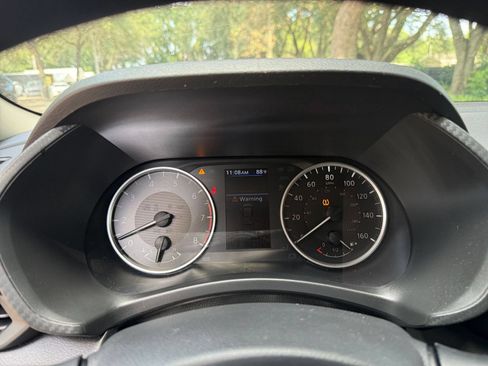 Used 2025 Nissan Sentra S FWD image 37