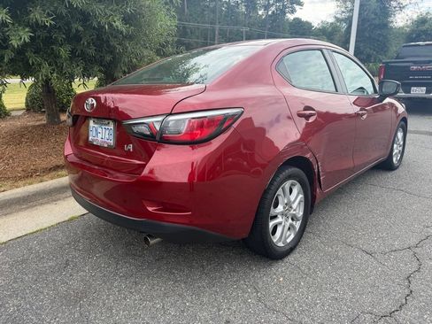 Used 2018 Toyota Yaris iA FWD image 7