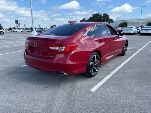 Used 2018 Honda Accord Sport image 5
