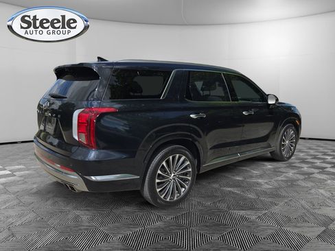 Used 2023 Hyundai Palisade Calligraphy FWD image 5