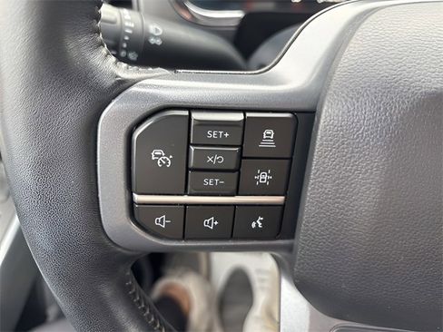 Used 2023 Ford F150 Lariat w/ Equipment Group 502A High image 9