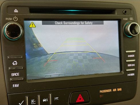 Used 2017 Chevrolet Traverse LS image 17