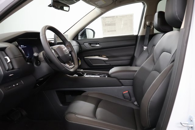 New 2026 Nissan Pathfinder SL AWD/4WD image 11