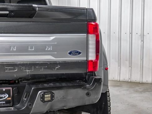 Used 2019 Ford F450 Platinum w/ Platinum Ultimate Package AWD/4WD image 53