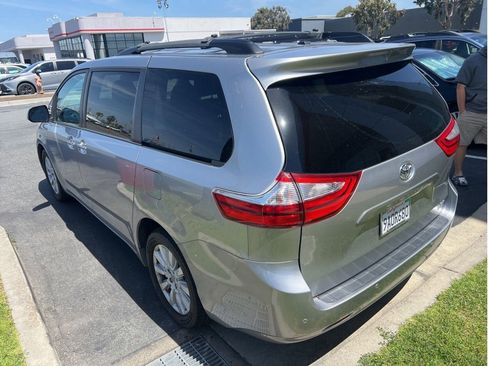 Certified 2017 Toyota Sienna XLE w/ XLE Navigation Package AWD/4WD image 5
