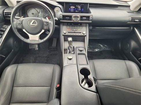 Used 2019 Lexus IS 300 image 16