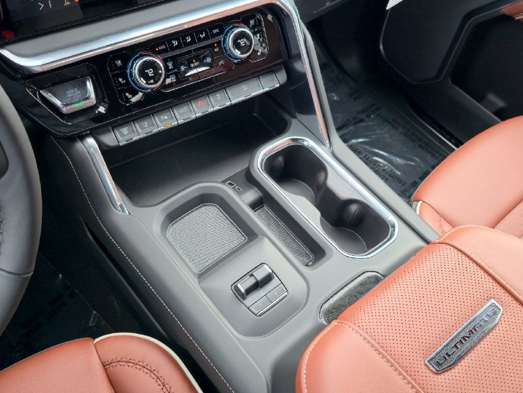 New 2026 GMC Sierra 2500 Denali Ultimate AWD/4WD image 15
