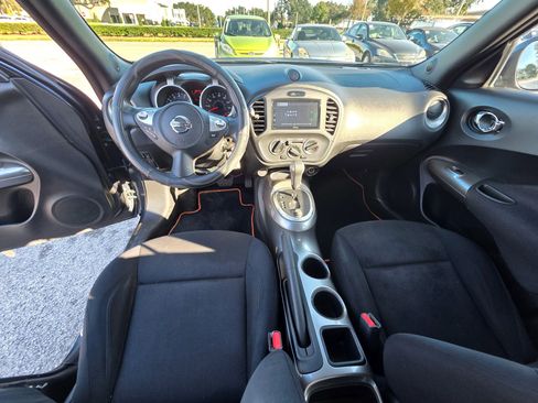 Used 2014 Nissan Juke S image 15