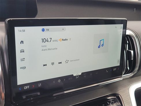 Used 2025 Ford Expedition Platinum image 26