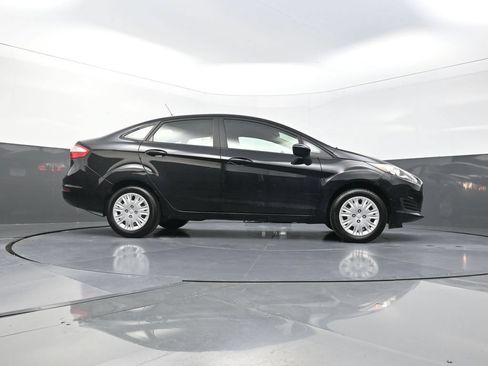 Used 2019 Ford Fiesta S FWD image 29