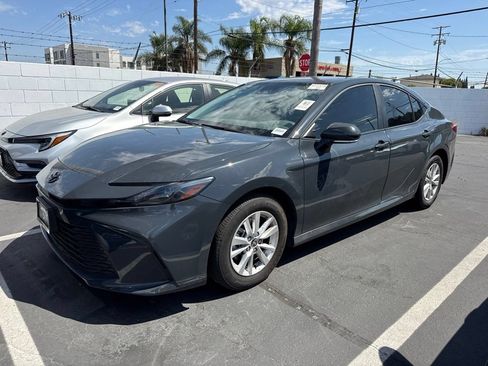 Used 2026 Toyota Camry LE FWD image 3