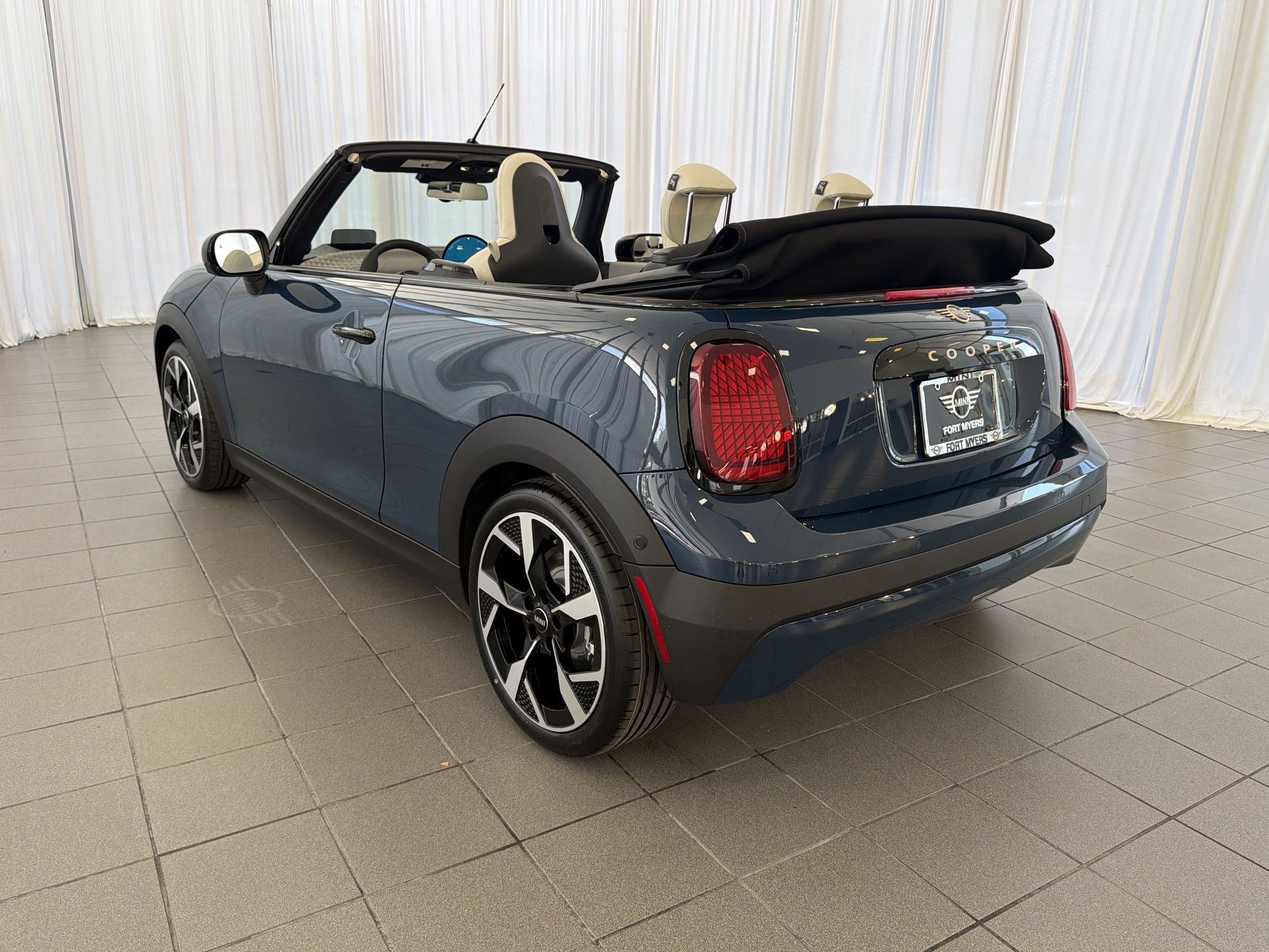 New 2026 MINI Cooper S FWD image 3