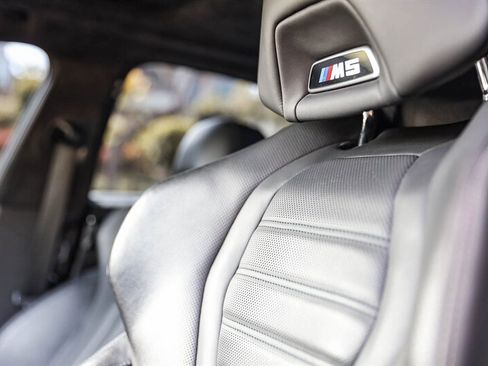 Used 2019 BMW M5 w/ Executive Package image 29