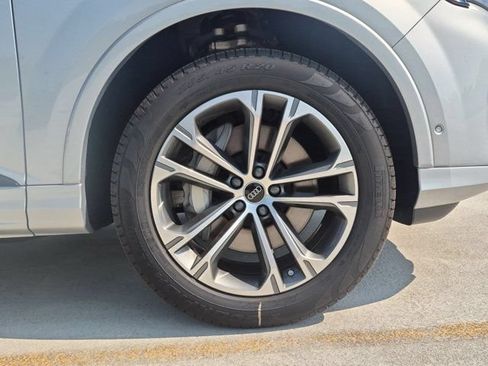 New 2026 Audi Q7 2.0T Premium AWD/4WD image 16