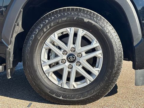 Used 2025 Toyota Sequoia SR5 image 8