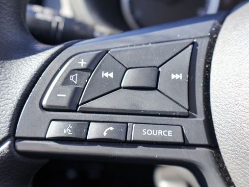 Certified 2025 Nissan Kicks Play S image 12