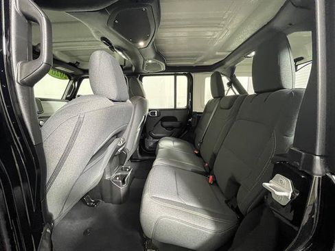 Used 2026 Jeep Wrangler Unlimited Sport AWD/4WD image 11