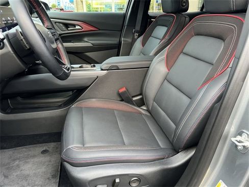 Used 2024 Chevrolet Equinox EV RS image 13