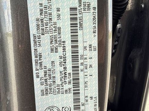 Used 2025 Ford F350 Lariat w/ Camper Package image 28