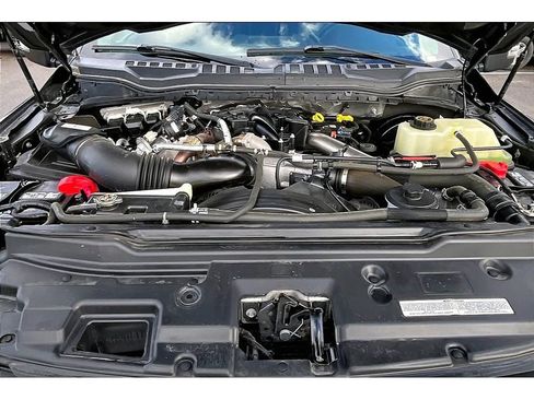 Used 2019 Ford F350 Lariat w/ Lariat Value Package image 28