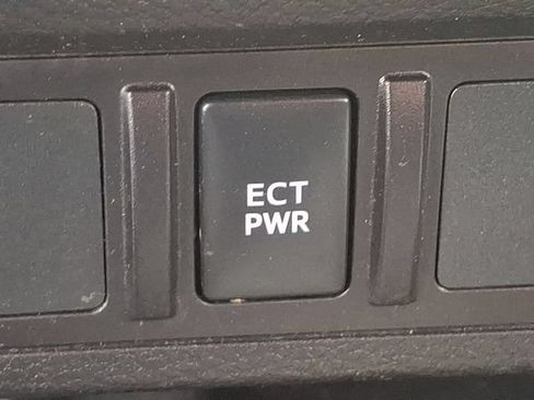 Used 2022 Toyota Tacoma SR5 AWD/4WD image 26