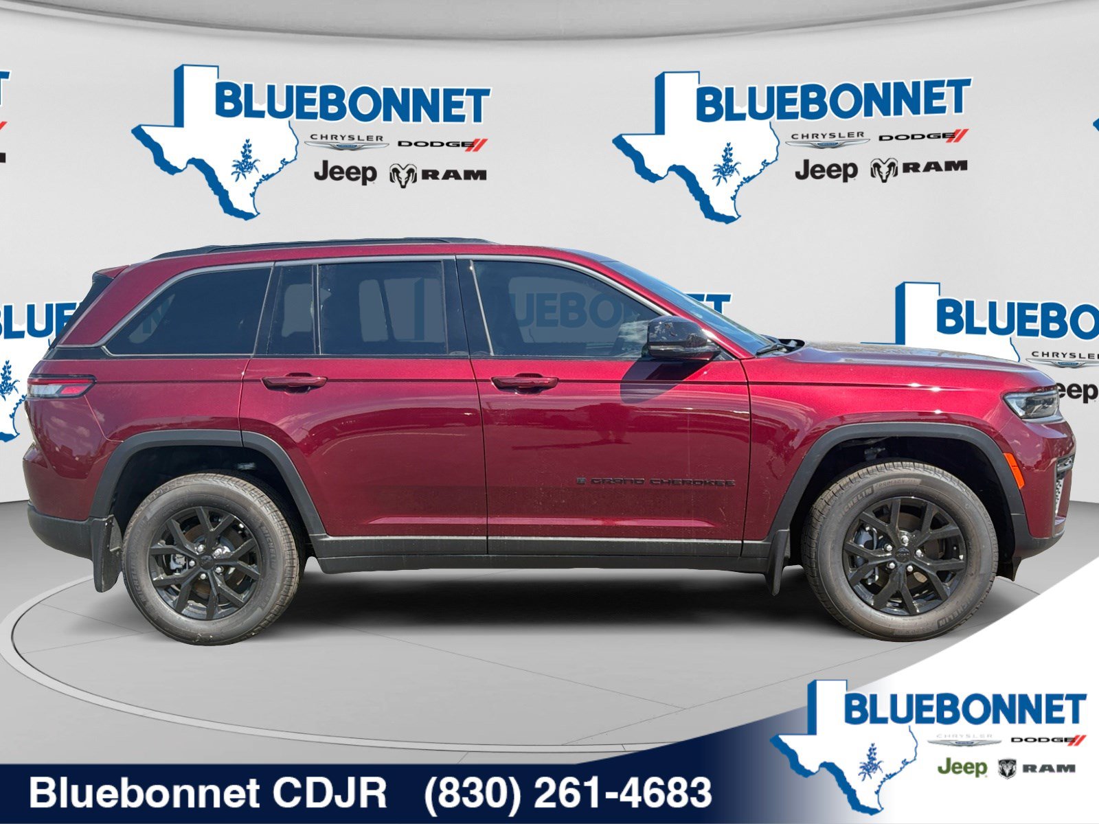 New 2026 Jeep Grand Cherokee Altitude AWD/4WD image 4