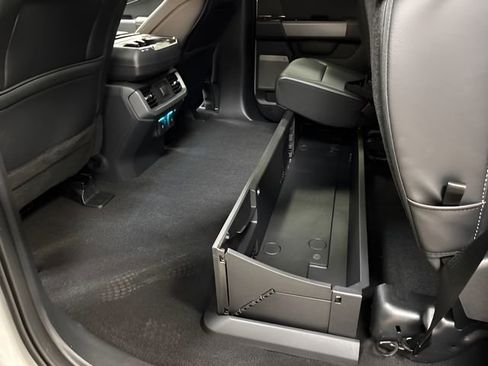 New 2025 Ford F150 XLT w/ Equipment Group 303A High image 39