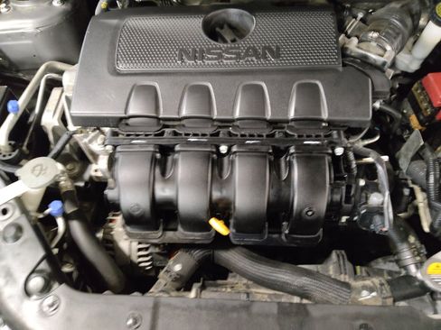 Used 2019 Nissan Sentra SV w/ Special Edition Package FWD image 30