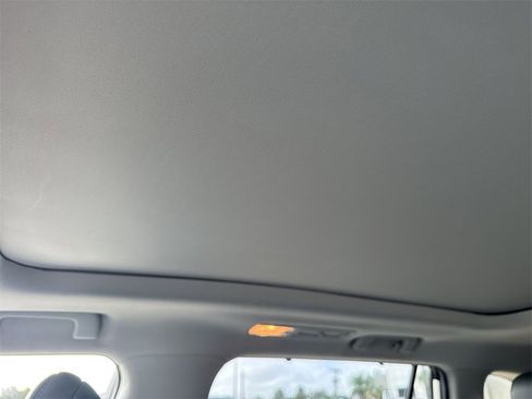 Used 2020 Toyota Highlander Limited Platinum image 20