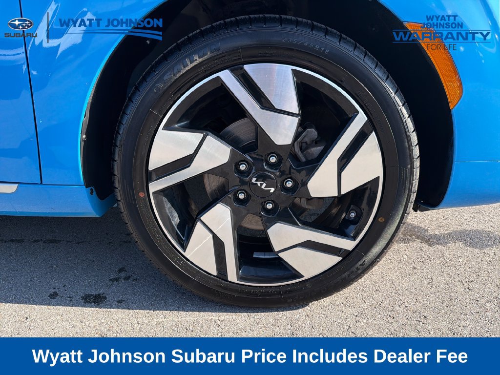 Used 2023 Kia Soul GT-Line FWD image 13
