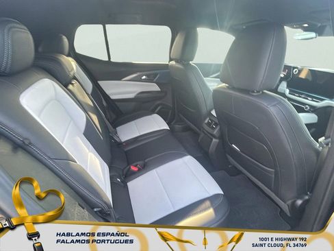 Certified 2025 Chevrolet Equinox EV LT image 25