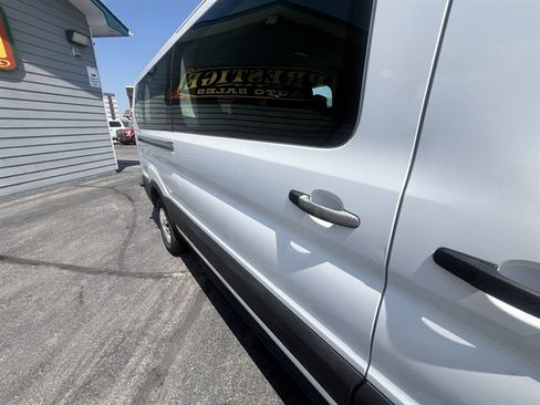 Used 2024 Ford Transit 350 XLT RWD image 41