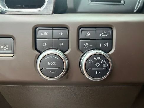 Certified 2022 GMC Sierra 1500 Denali AWD/4WD image 23