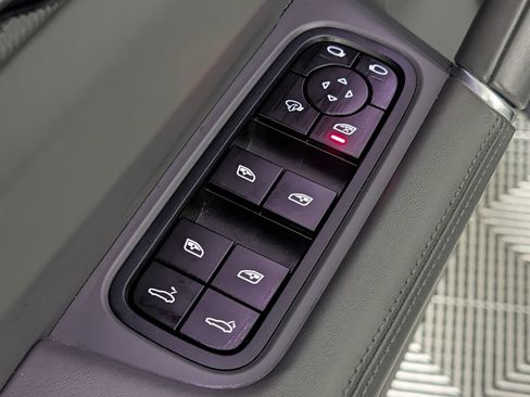 Used 2023 Porsche Cayenne GTS AWD/4WD image 26