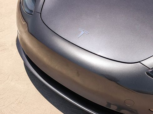 Used 2023 Tesla Model 3 Standard Range RWD image 8