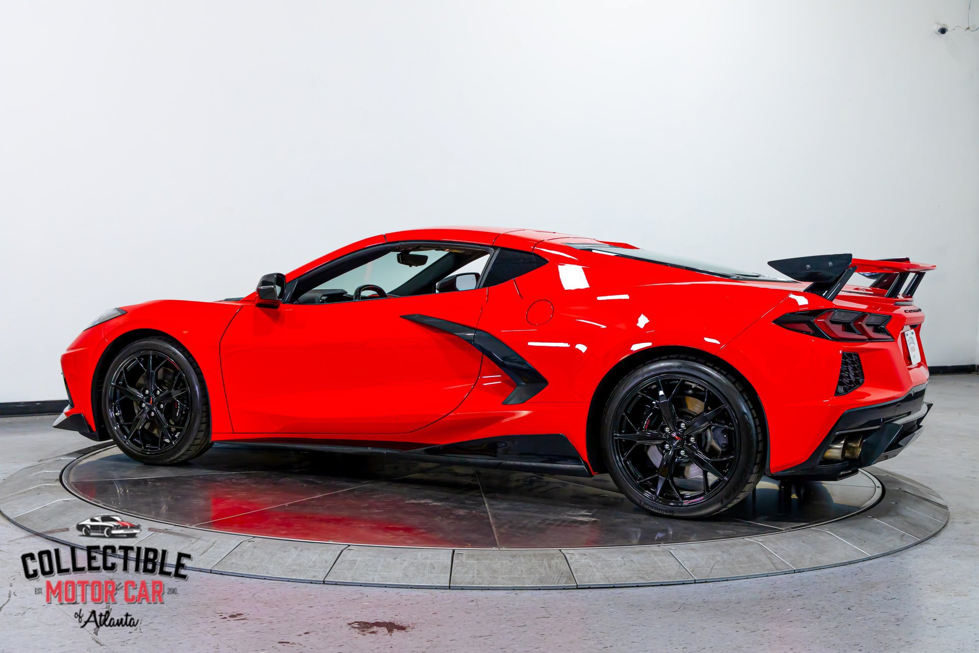 Used 2020 Chevrolet Corvette Stingray Preferred Cpe w/ 2LT Preferred Equipment Group RWD image 11
