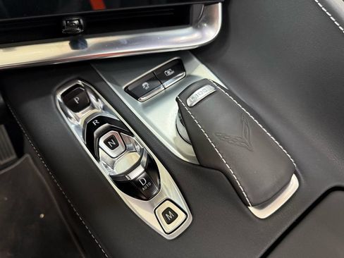 Used 2022 Chevrolet Corvette Stingray Preferred Conv w/ Z51 Performance Package RWD image 22