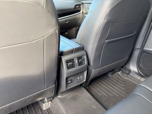 Certified 2024 Nissan Rogue SL w/ SL Premium Package image 27