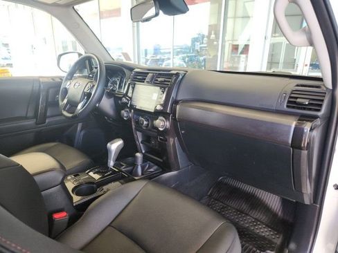 Certified 2021 Toyota 4Runner TRD Off-Road Premium image 26