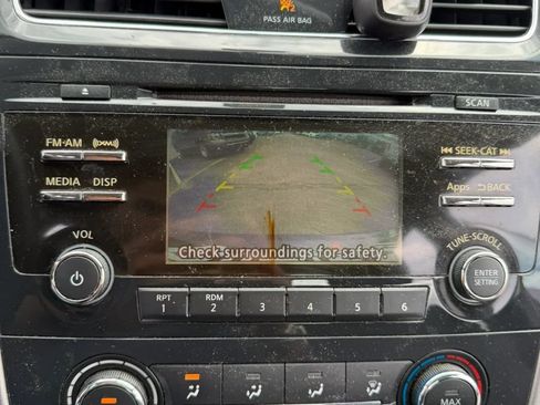 Used 2015 Nissan Altima 2.5 S w/ Power Driver Seat Package FWD image 17