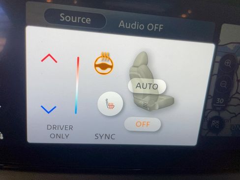 Used 2024 Nissan Ariya AWD image 11