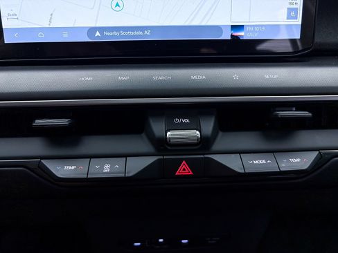 Certified 2024 Kia EV9 Wind AWD/4WD image 29