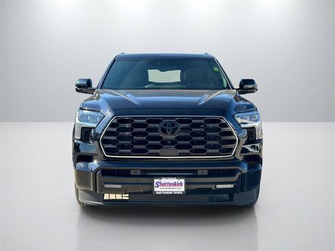 Used 2024 Toyota Sequoia Platinum image 2