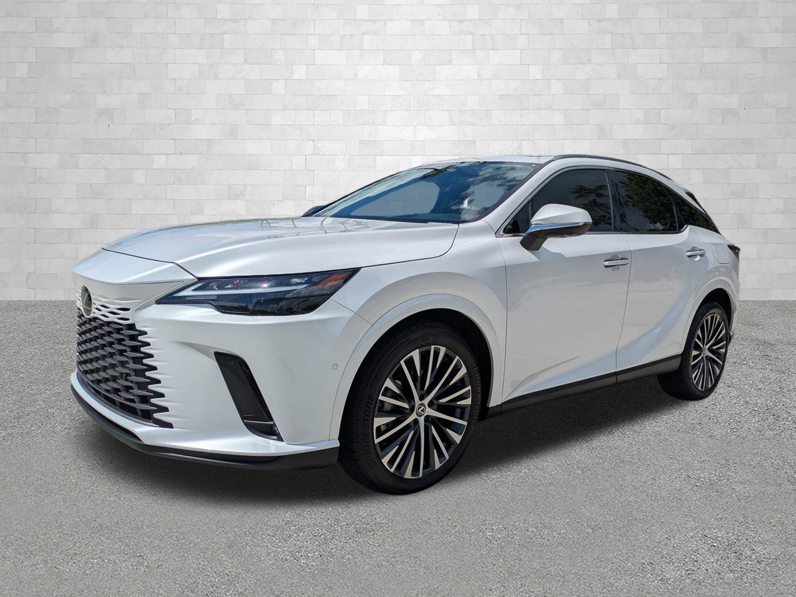 Used 2025 Lexus RX 350 Premium Plus w/ Convenience Package AWD/4WD image 5