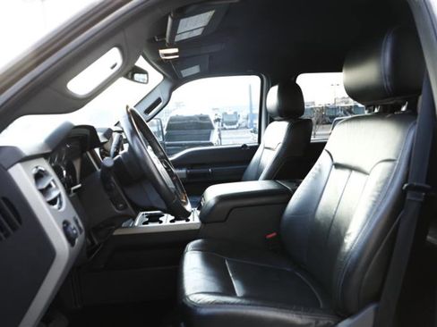 Used 2013 Ford F250 Lariat image 15