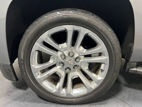 Used 2020 Chevrolet Tahoe LS w/ Enhanced Driver Alert Package image 14