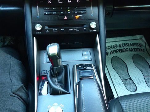 Used 2018 Lexus IS 300 F Sport w/ F Sport Package image 38