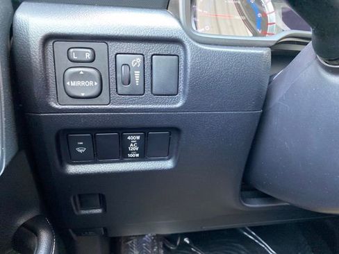 Used 2016 Toyota 4Runner SR5 image 26