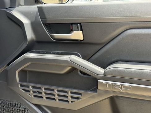 Used 2024 Toyota Tacoma TRD Sport AWD/4WD image 29