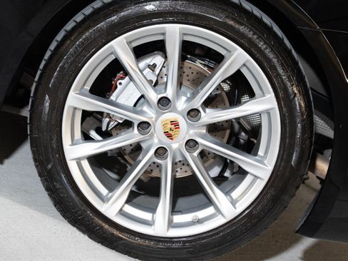 Certified 2023 Porsche 718 Boxster RWD image 11